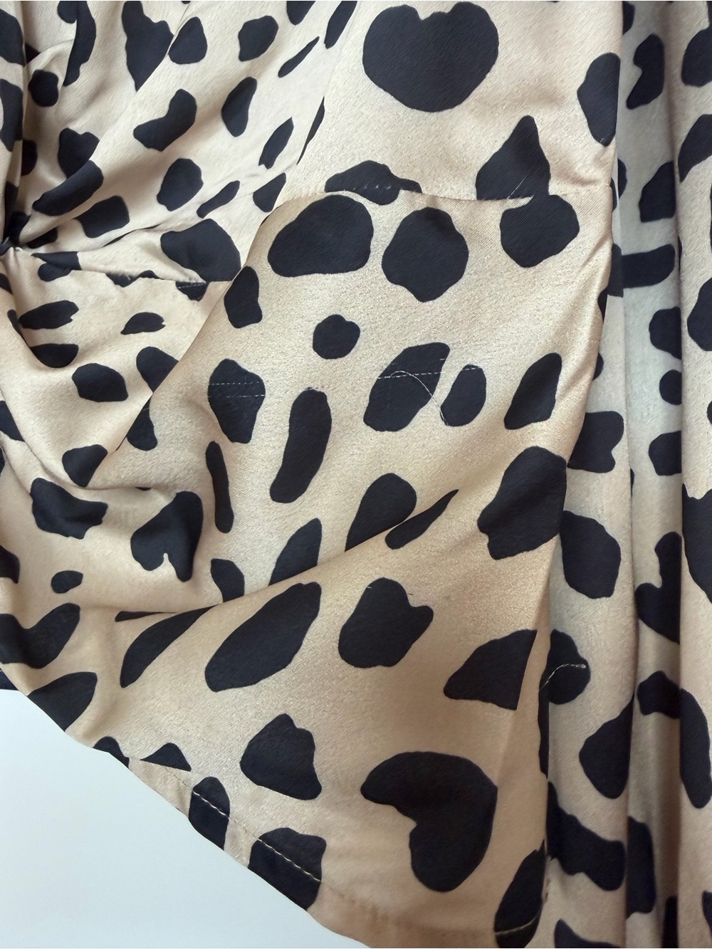 Aqua Beige and Black Leopard Twist Front Blouse - Picture 2 of 4